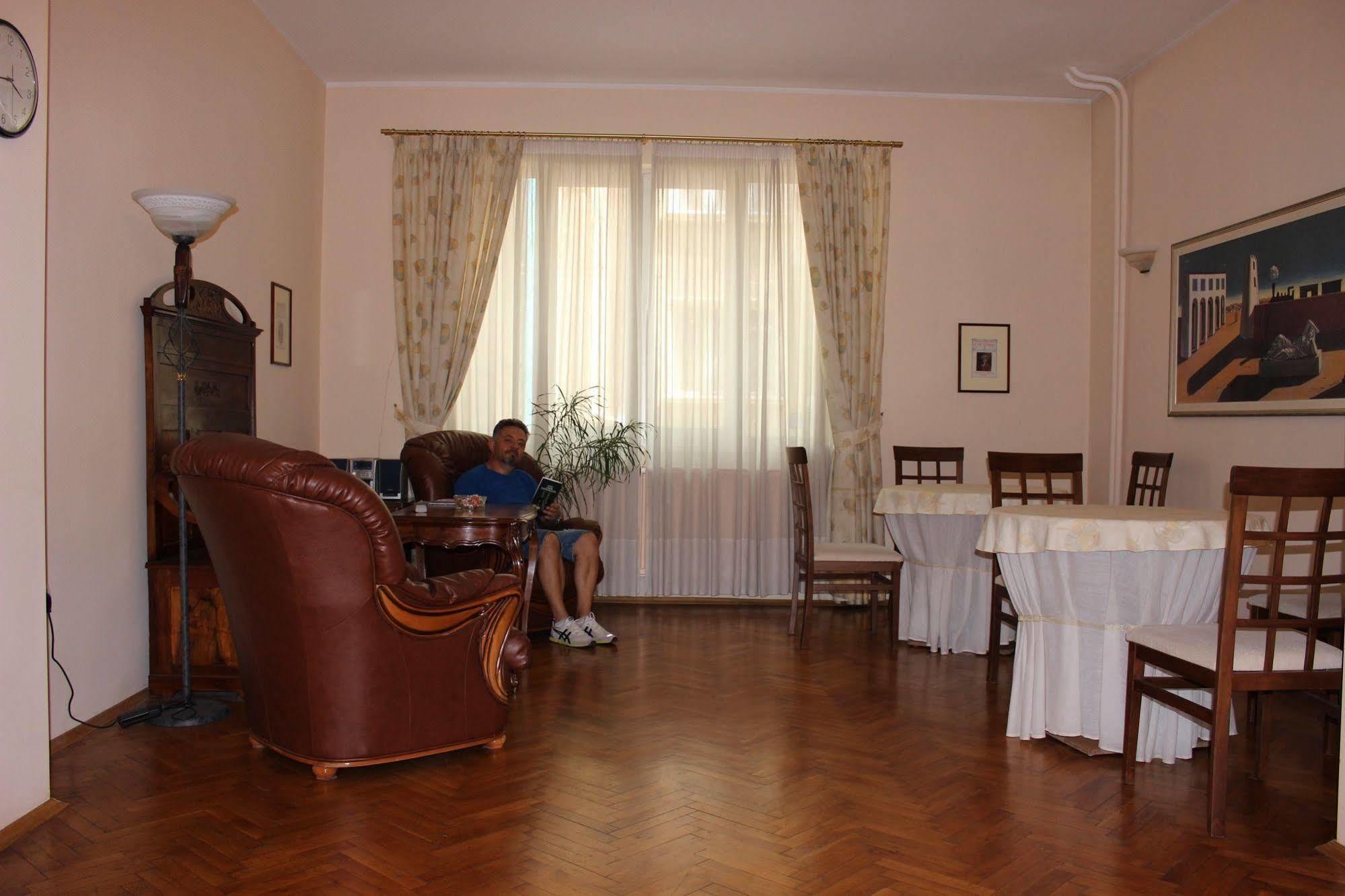 Casa Ferrari Bed&Breakfast Sofia Esterno foto